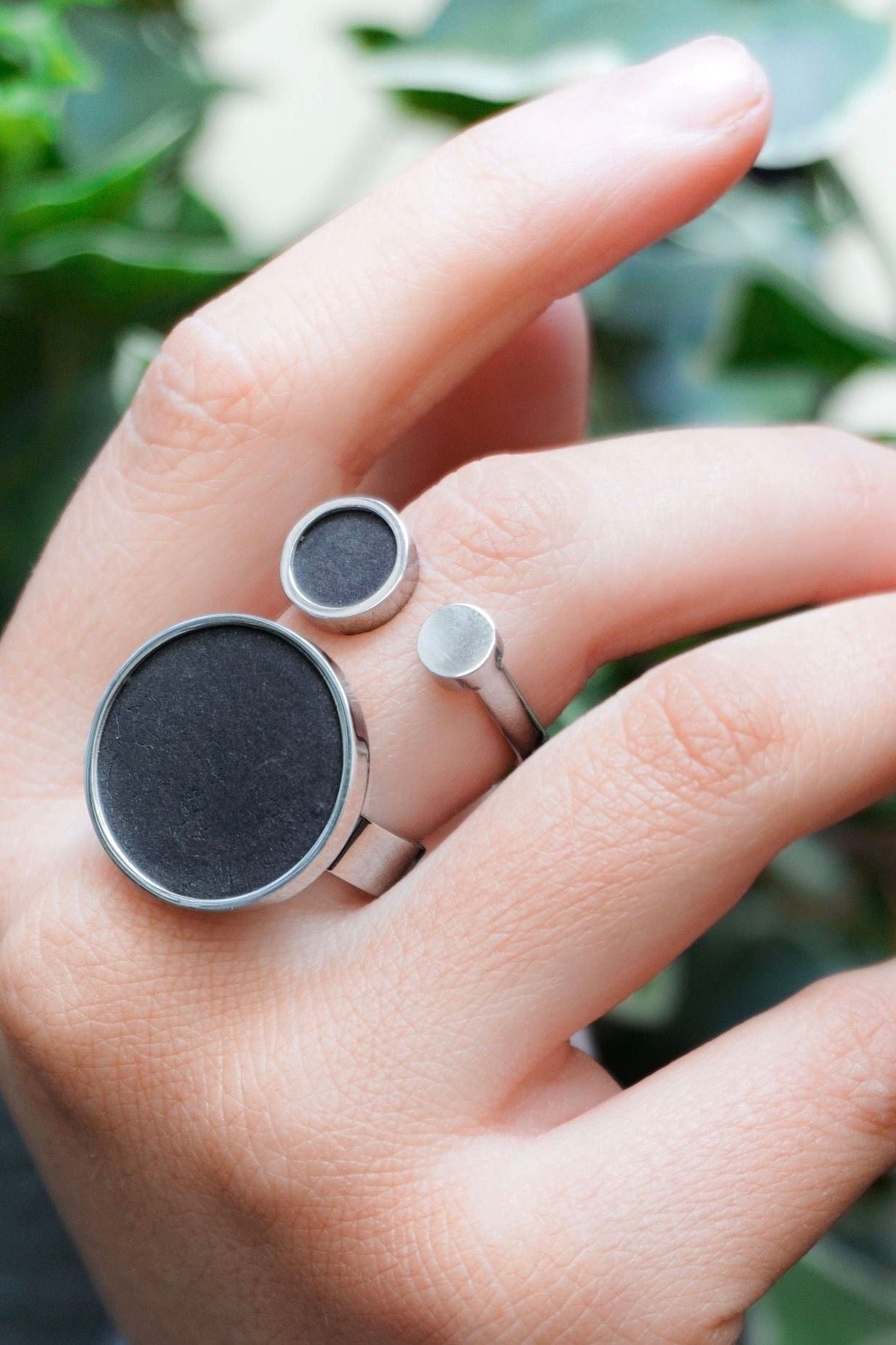 Luna Eclipse Ring