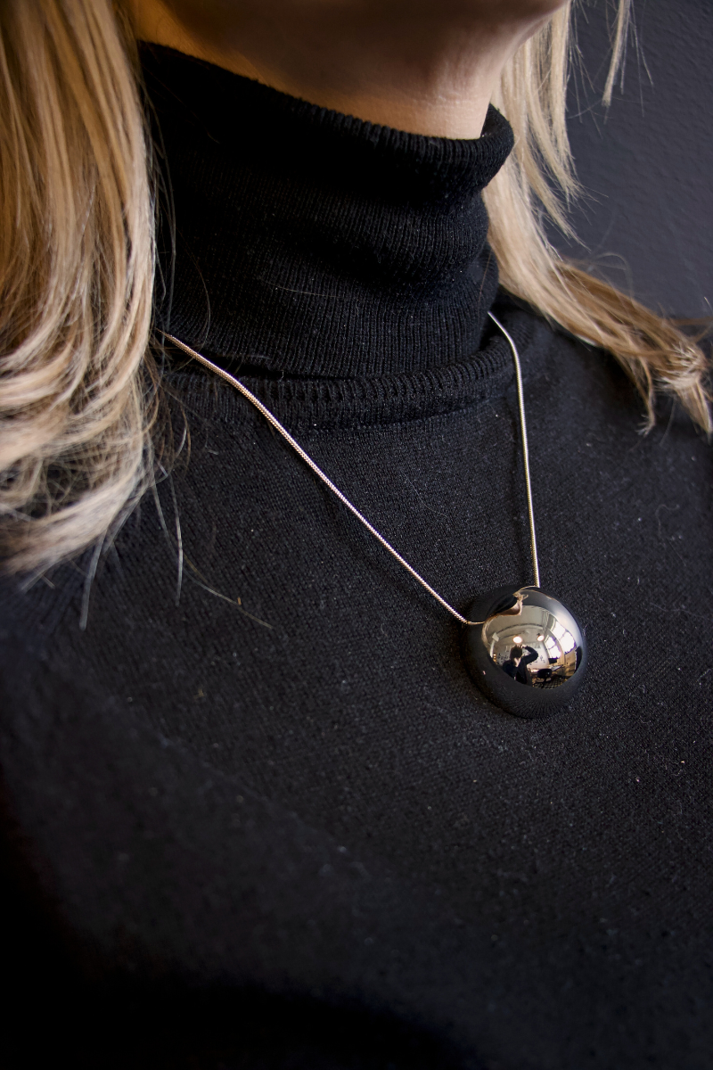 Uno Magna Necklace