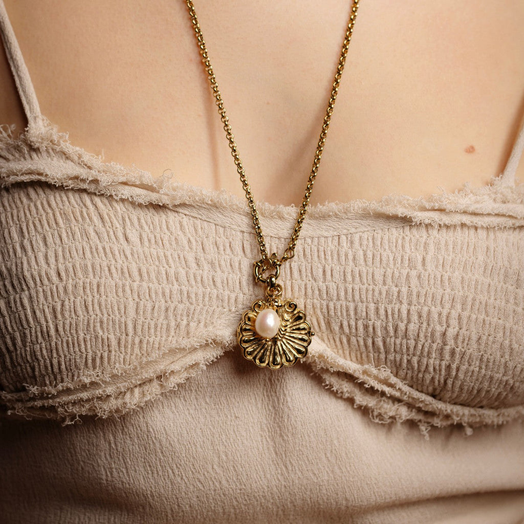 Venus Shell Golden Locket Necklace