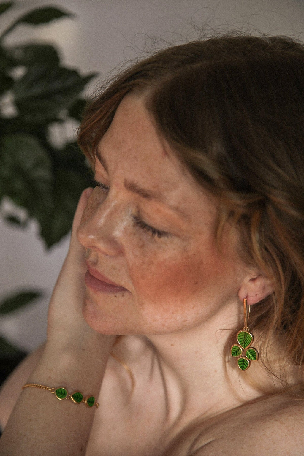 Berså Golden Grönska Earrings