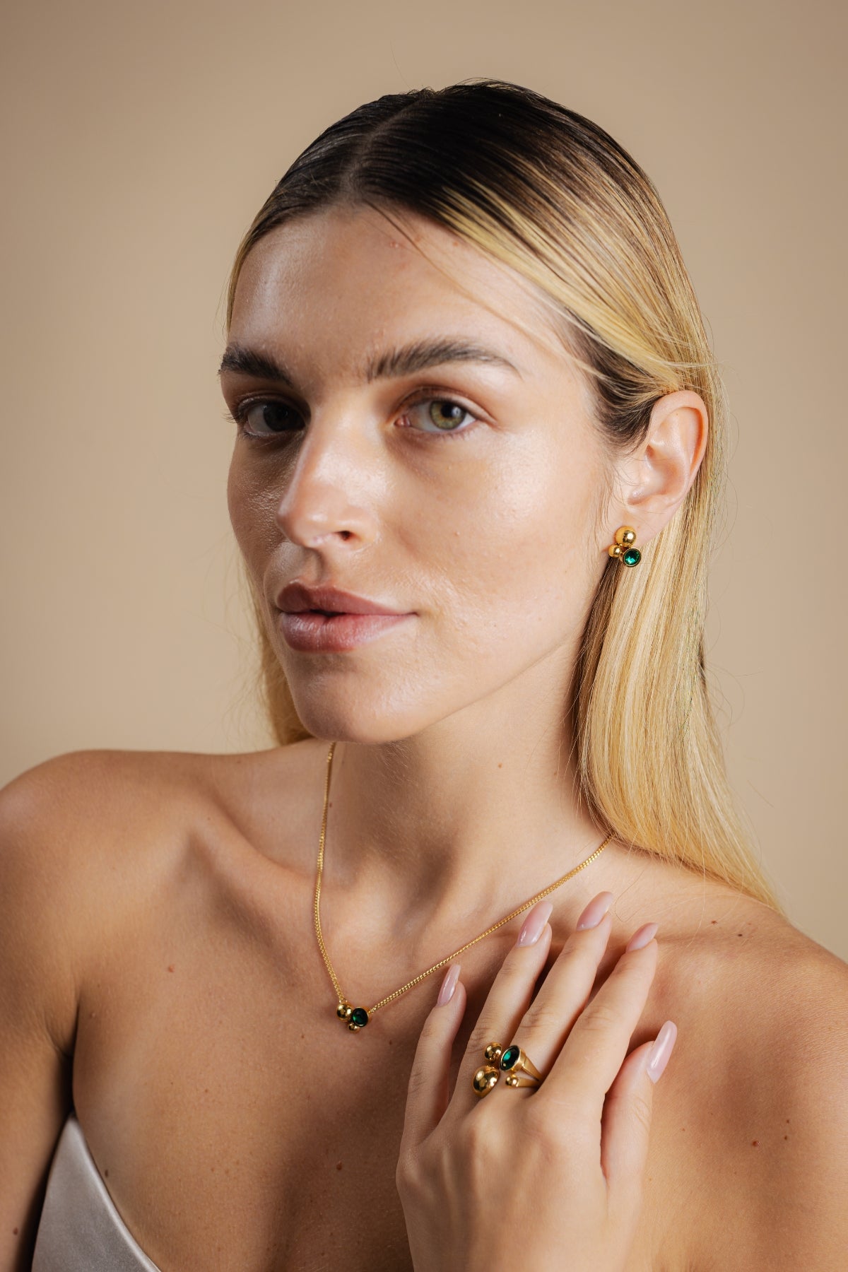 Solar Crystal Golden Emerald Necklace