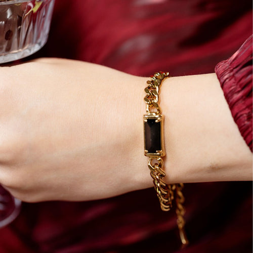 Dynasty Bar Golden Bracelet