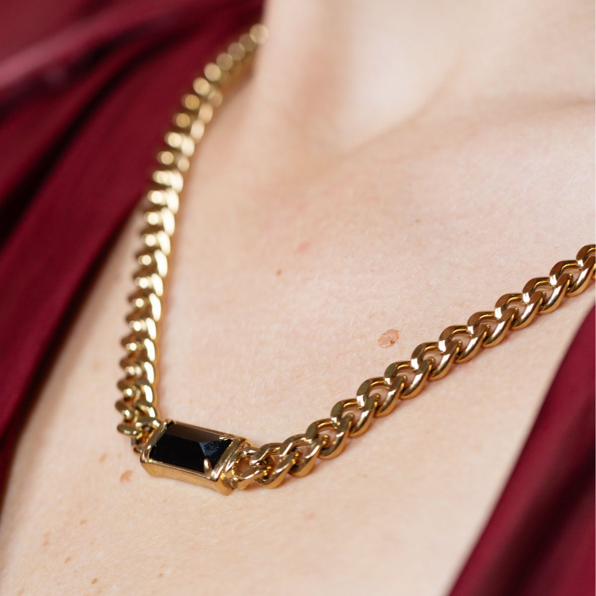 Dynasty Golden Bar Necklace