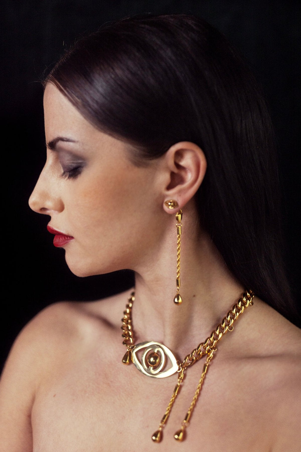 Voyance Golden Grand Necklace