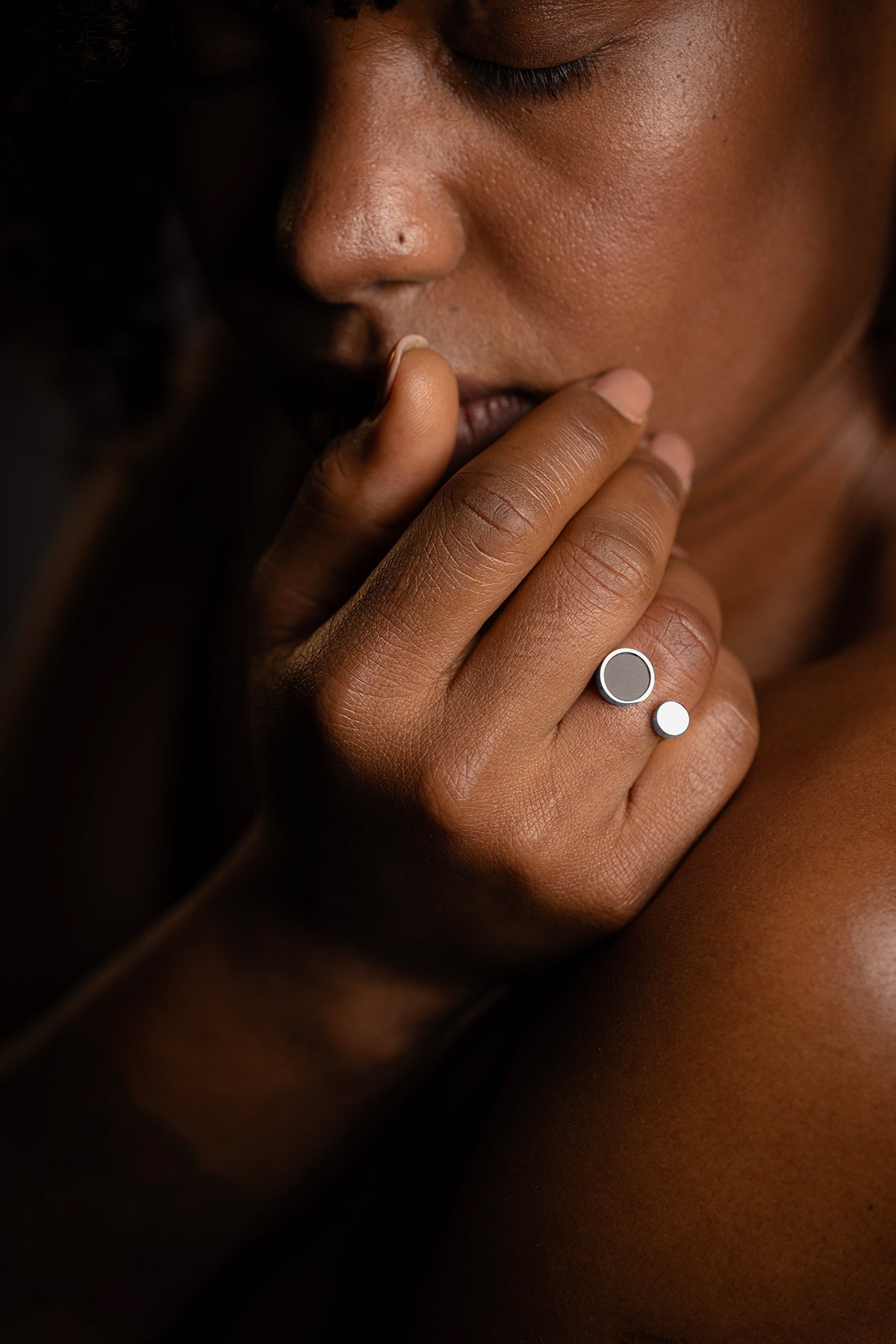 Luna Eclipse Ring